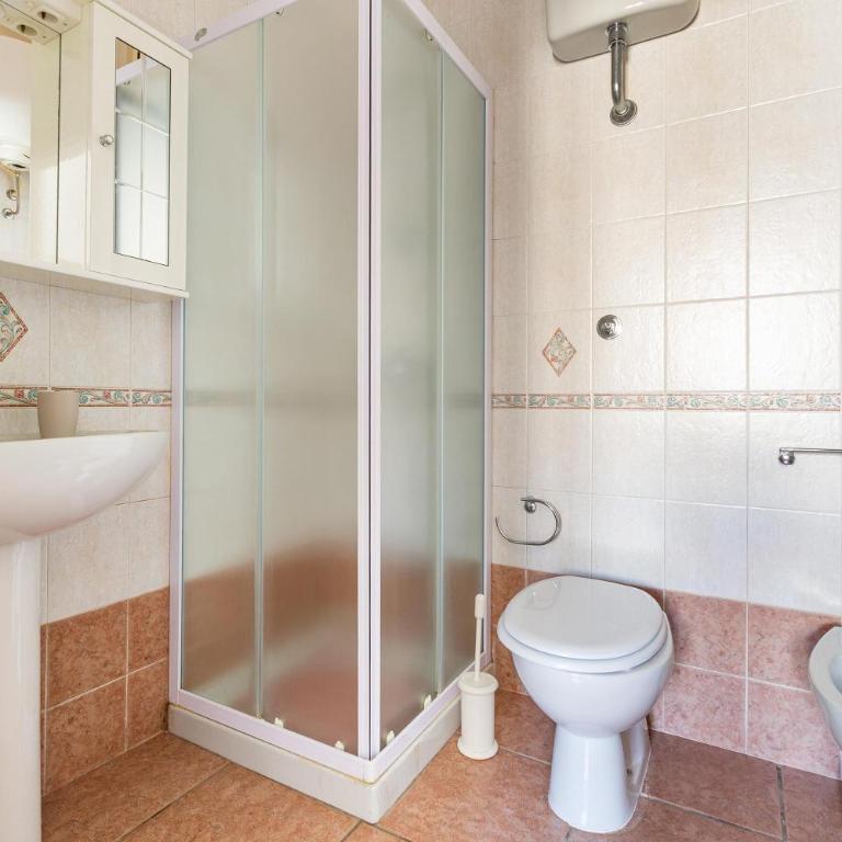 B&B Girasole - Camera Matrimoniale con Bagno Privato - 1