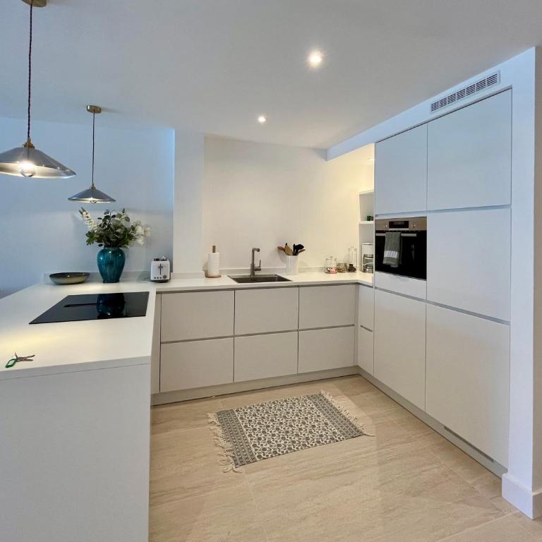 Modern 2 Bedroom Apartment in Marbella - Apartment mit 2 Schlafzimmern - 5