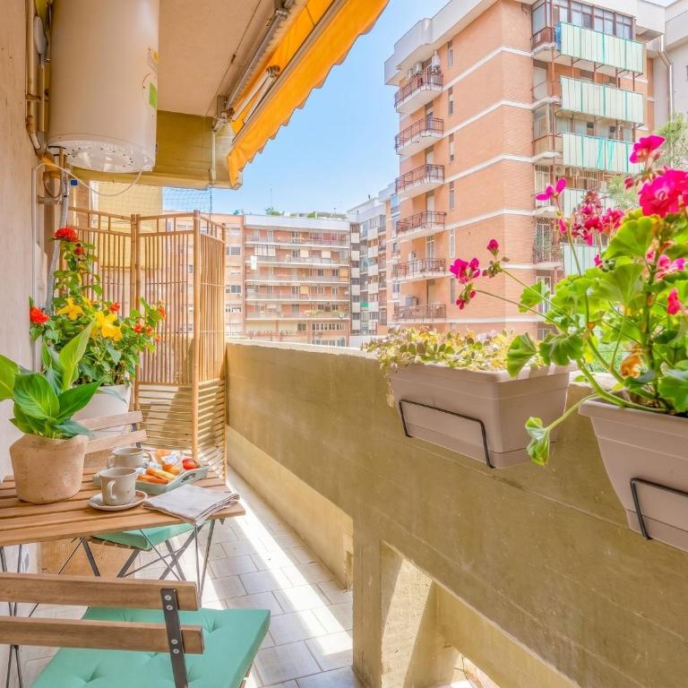 City Gate - luxury suites - Junior Suite with Balcony - 1