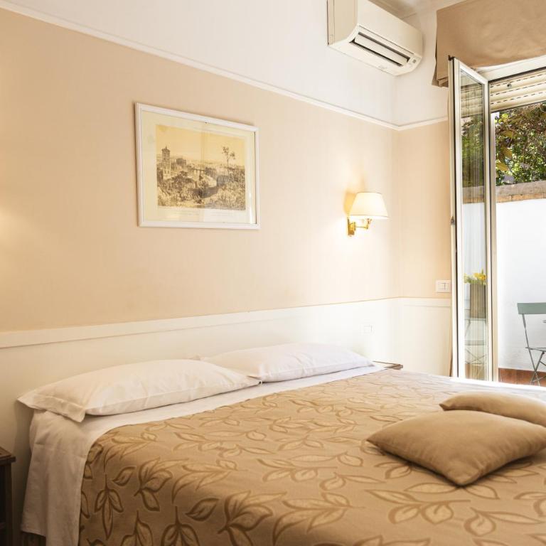 Hotel Modigliani - Camera Matrimoniale con Balcone - 17