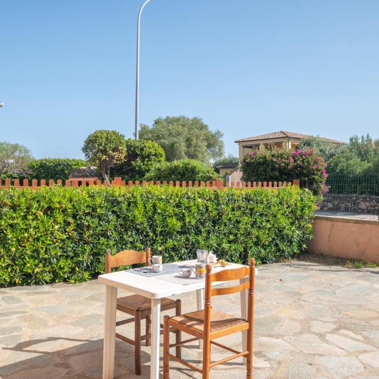Trilocale centro e mare San Teodoro - Appartamento Deluxe con 2 Camere da Letto e Vista Giardino - 17