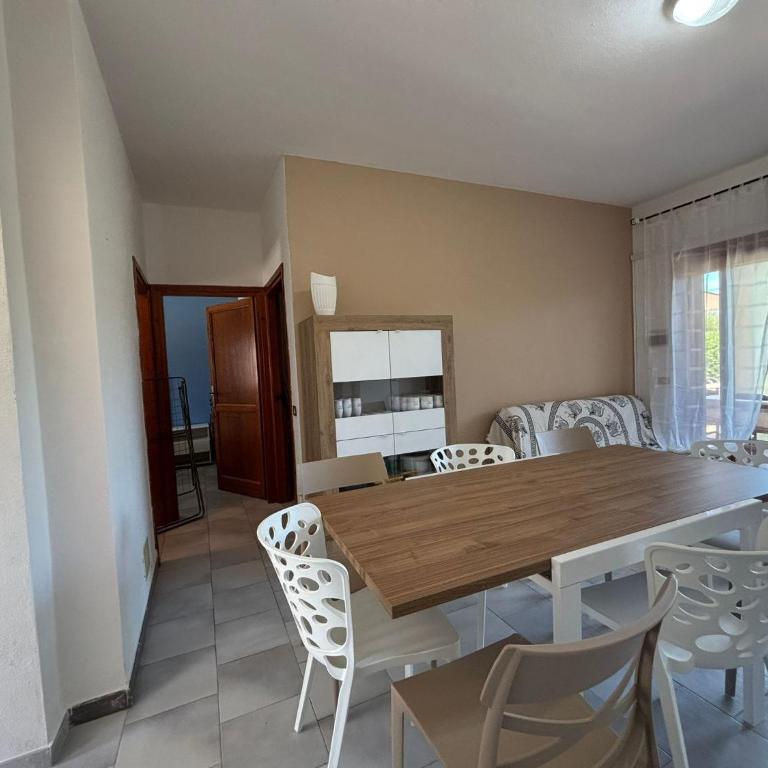 Trilocale centro e mare San Teodoro - Appartamento Deluxe con 2 Camere da Letto e Vista Giardino - 22