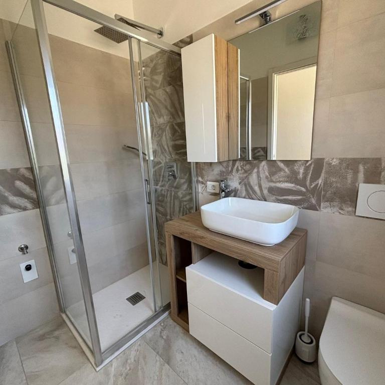 Trilocale centro e mare San Teodoro - Appartamento Deluxe con 2 Camere da Letto e Vista Giardino - 24