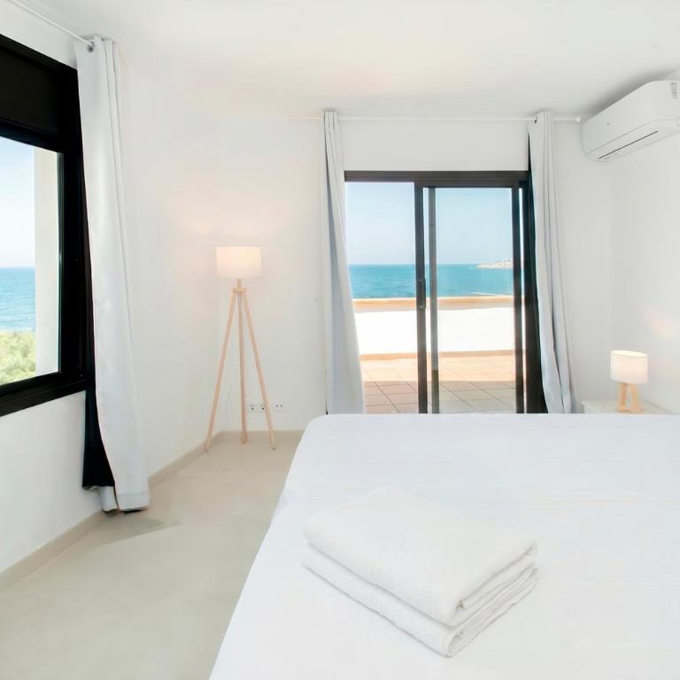 WELCS APARTAMENTO 274 EMP primera linea de mar - Apartment - 15