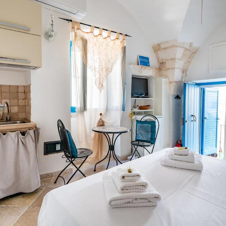 Casetta Laura by Rentbeat - Appartamento con 1 Camera da Letto - 2