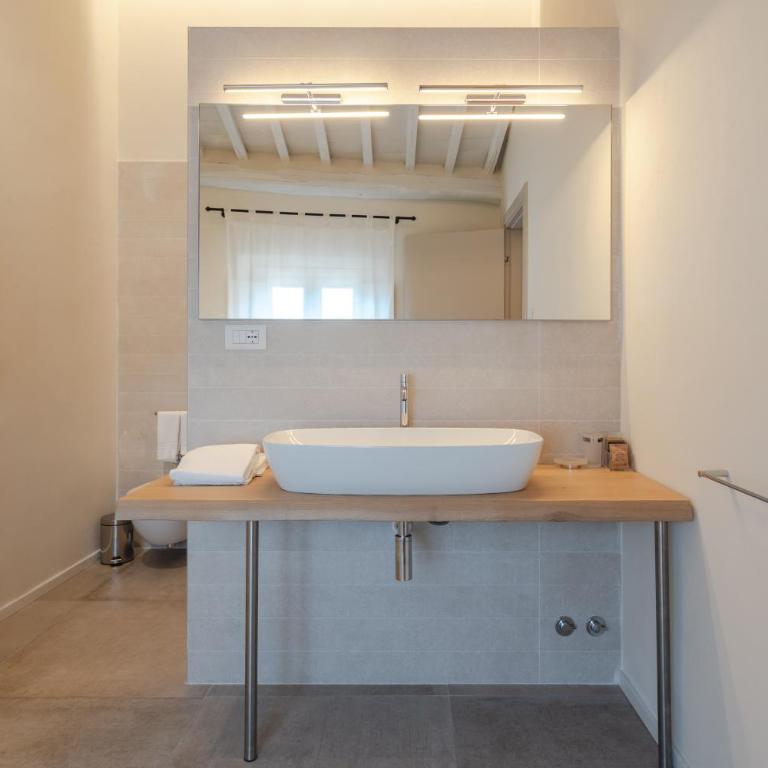 AmiRooms Affittacamere - Camera Matrimoniale Superior - 12