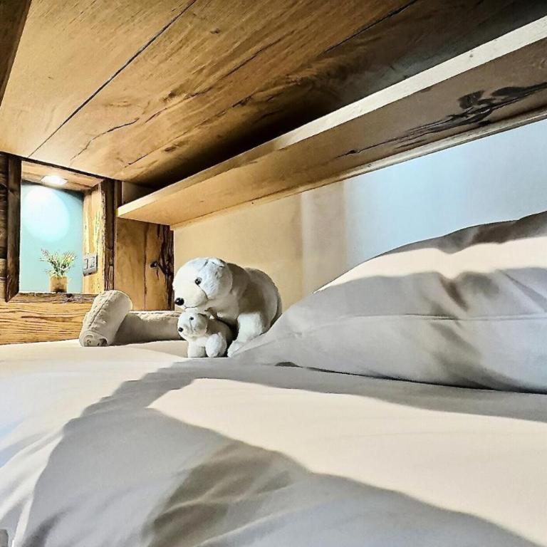 Résidence Le Rosset - Studio 4 personnes à Tignes proche des commerces, des pistes et de l'agence CIS dans le quartier du Rosset.Grand studio de 28m², MAE-2111 - Studio - 8