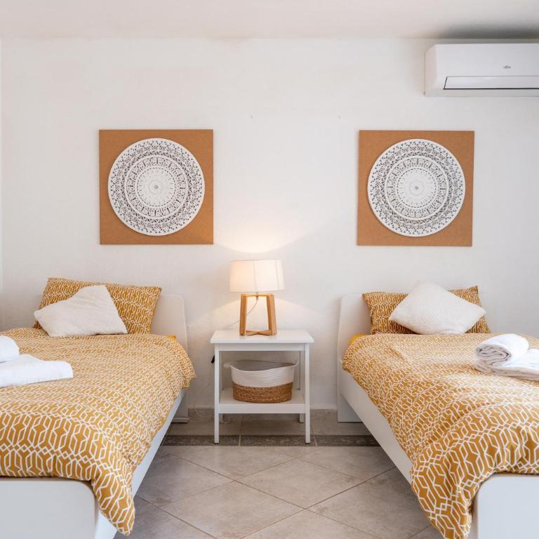 Villa with private pool and direct access to the beach - Villa - Beach Front - 15