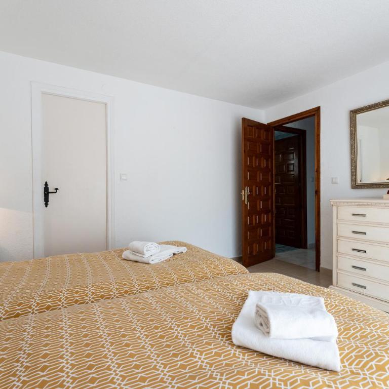 Villa with private pool and direct access to the beach - Villa - Beach Front - 9