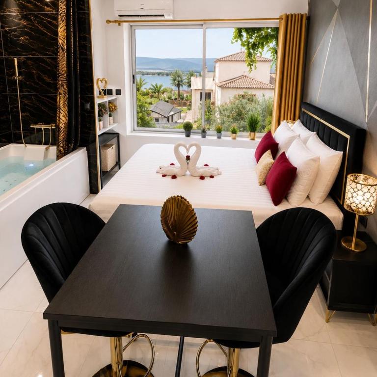 Luxury Beach Room - Studio - 11