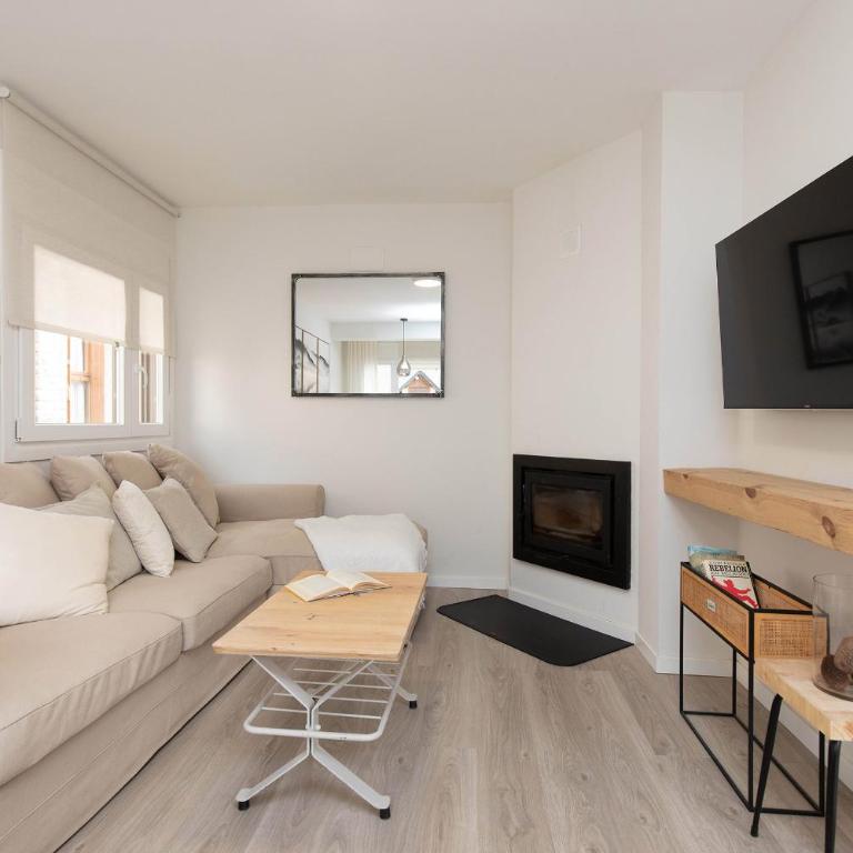 Sky Biescas II by BeValle - Apartment - 3