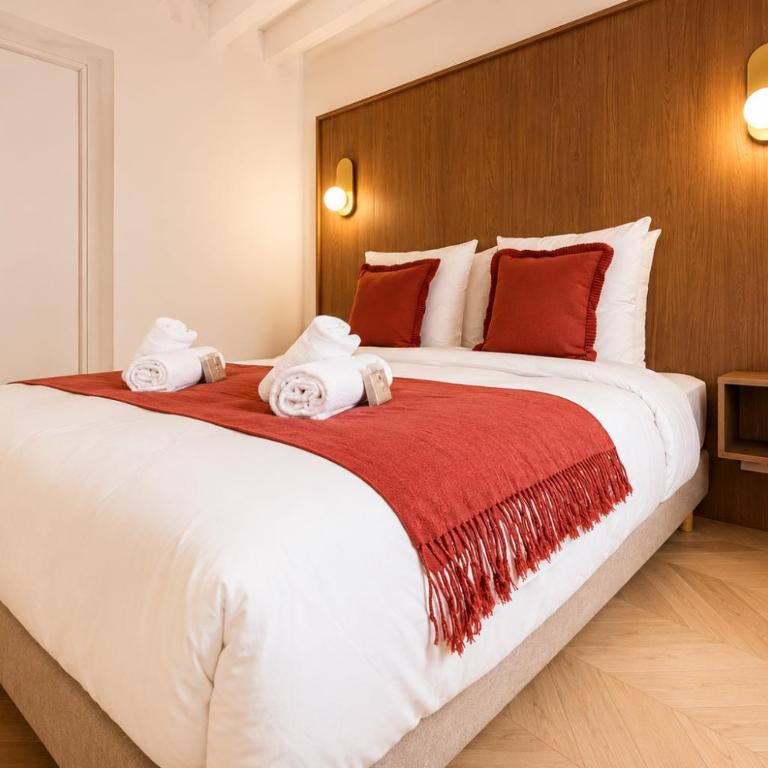 Chic Apartment in Paris Center - with AC - One-Bedroom Apartment - 4