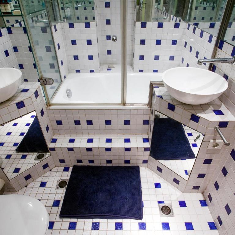 Faubourg Chic - Chambre Double avec Patio - 33