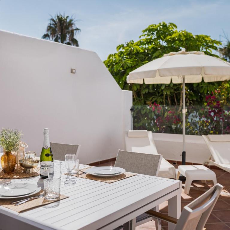 Family & Beach Apartments Mijas Costa & Fuengirola by ALFRESCO STAYS - Appartement 2 Chambres avec Terrasse - 1