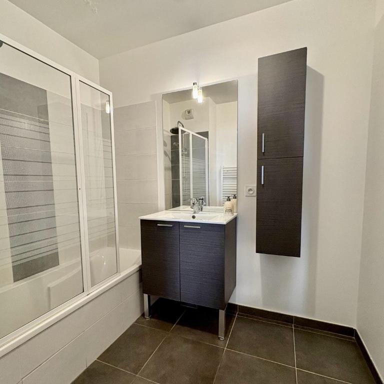 Appartement 6 voyageurs, terrasse, piscine et parking privé - Appartamento con 2 Camere da Letto - 13