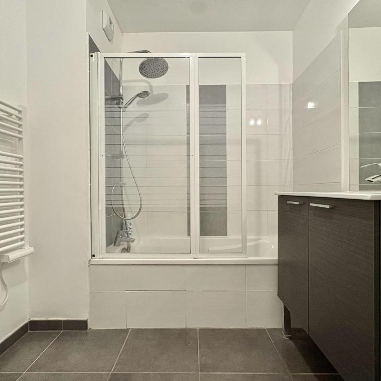 Appartement 6 voyageurs, terrasse, piscine et parking privé - Appartamento con 2 Camere da Letto - 14