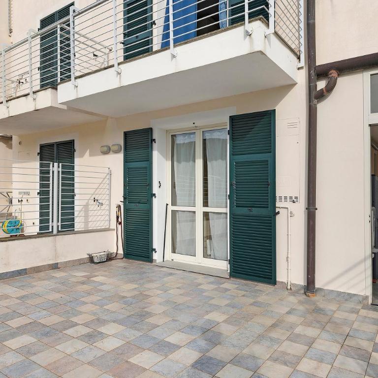 M&M House Beach - 4 salti dal mare - Apartment mit Terrasse - 4