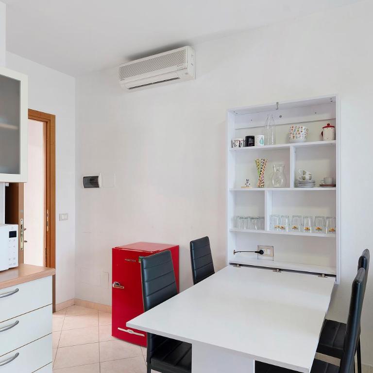 M&M House Beach - 4 salti dal mare - Apartment mit Terrasse - 9