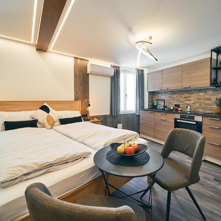 ClaTo Living Meran - Trogmann Studio Apartment - One-Bedroom Apartment - 1