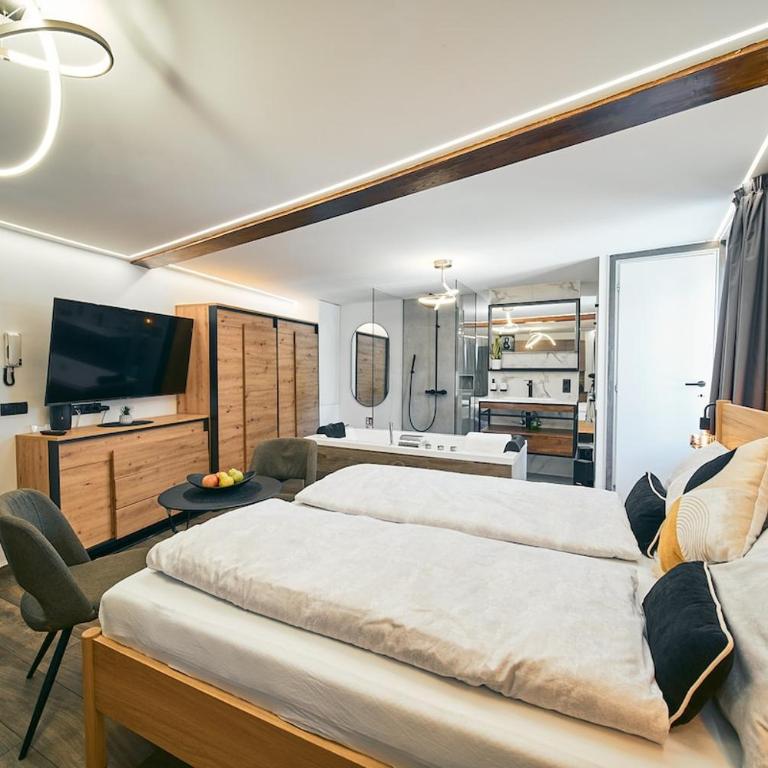 ClaTo Living Meran - Trogmann Studio Apartment - One-Bedroom Apartment - 11