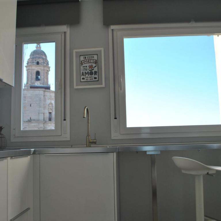 Stunning Views Cathedral Center - Apartamento Estudio - 6
