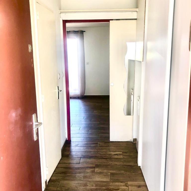 Studio a deux pas du centre ville et de la mer - Appartamento con 1 Camera da Letto - 2