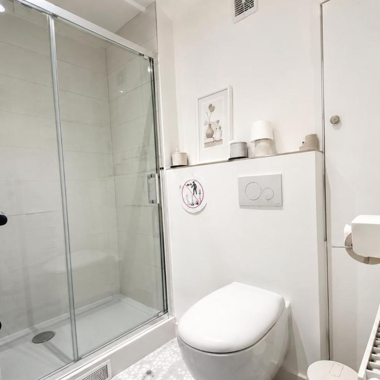 Eiffel Tower spacious 2-bedroom, 2-bathroom quiet apartment, elegant and peaceful - Appartement 2 Chambres Deluxe avec Balcon - 33