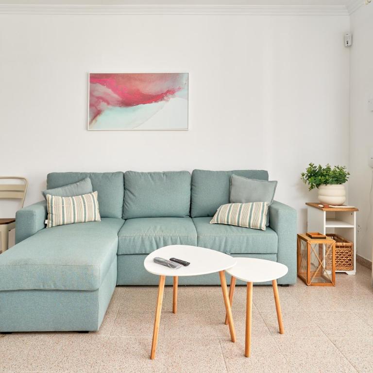 Frontline Vacation Home A86 2 - Two-Bedroom Deluxe Apartment with Ocean View - 4
