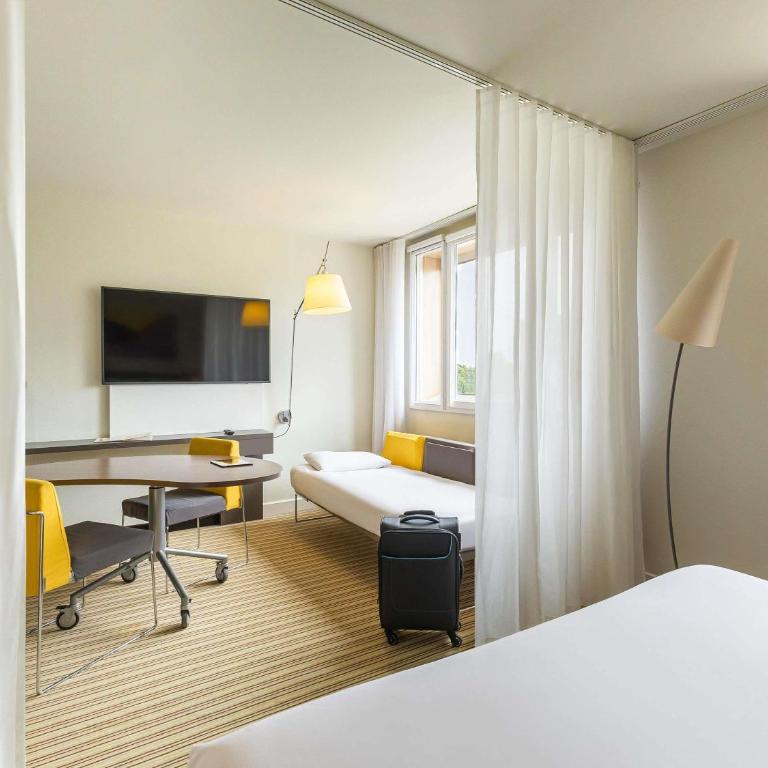 Novotel Suites Lille Europe - Suite Lit Queen-Size avec Lit Simple - 5