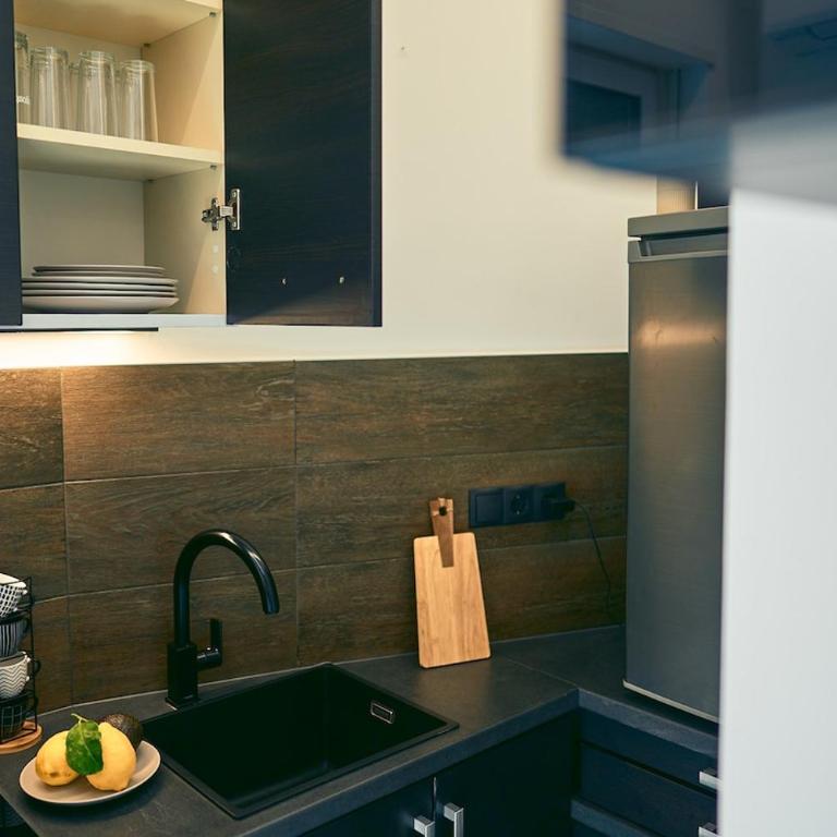 ClaTo Living Merano - Etschmann Studio Apartment with Balcony - Appartamento con 1 Camera da Letto - 23