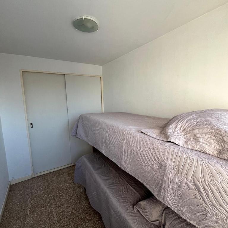Large apartment half block from the beach - One-Bedroom Apartment - 2