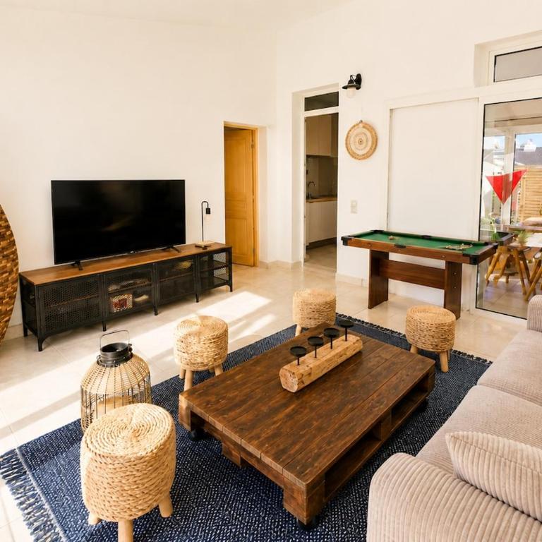 Maison familiale 8 pers Billard jardin privatif - Four-Bedroom House - 6