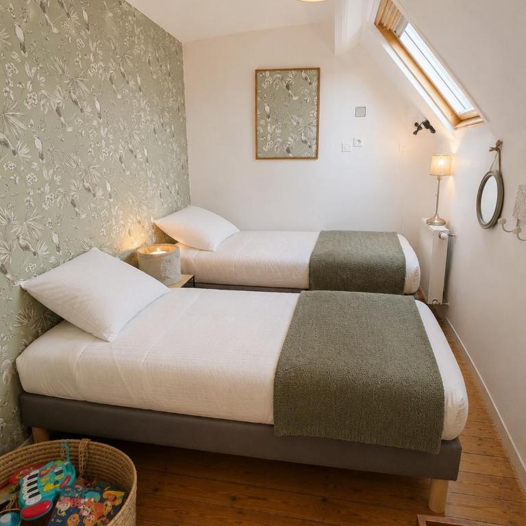 Maison familiale 8 pers Billard jardin privatif - Four-Bedroom House - 15