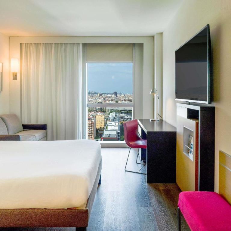 Novotel Barcelona City - Habitación Doble Estándar con vistas a la ciudad - 13
