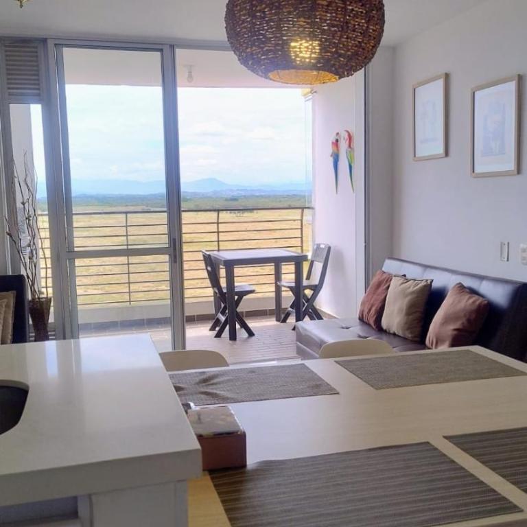 Espectacular Apartamento en Ricaurte - Apartamento de 2 dormitorios - 1