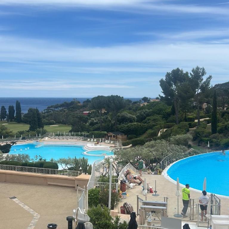 Cocon dans le village cap esterel - Apartment mit 1 Schlafzimmer - 2