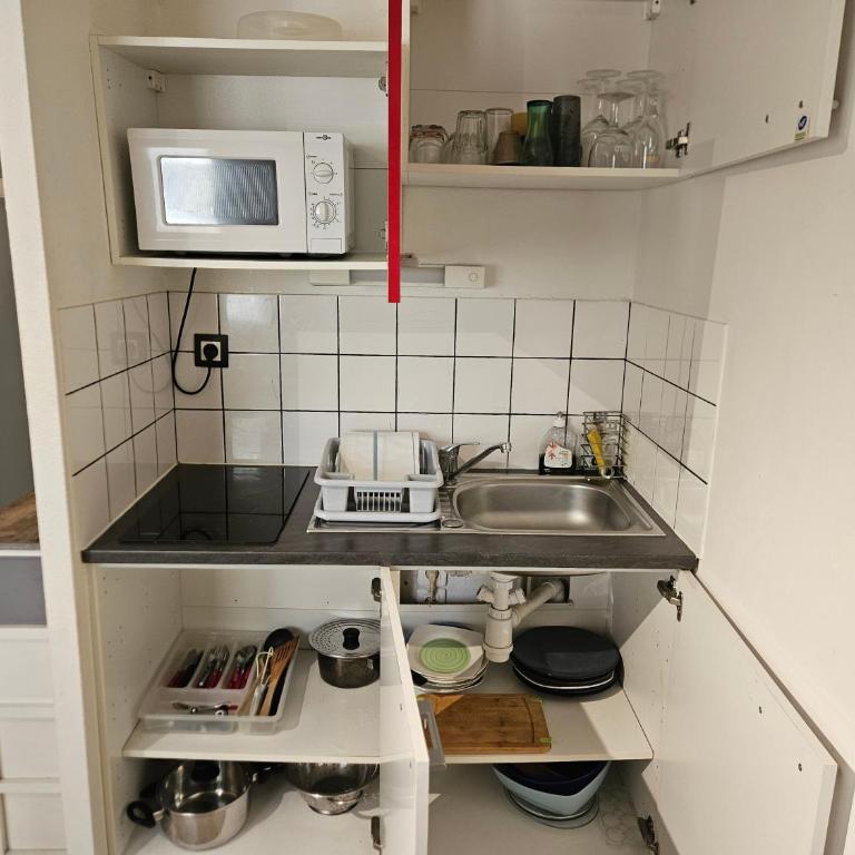 Functional studio between train station and center - Appartement 1 Chambre - 8