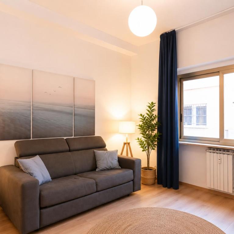 OFFERTA Estate Pescara Centro a due Passi dal Mare, Parcheggio a 500m - Appartamento Deluxe con 1 Camera da Letto - 30