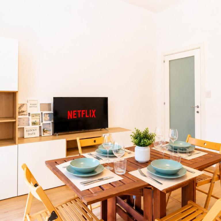 OFFERTA Estate Pescara Centro a due Passi dal Mare, Parcheggio a 500m - Appartamento Deluxe con 1 Camera da Letto - 32