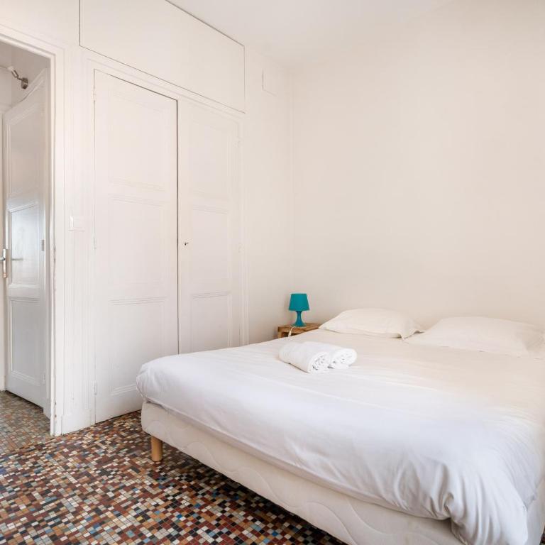 Zola - Two-Bedroom Superior Apartment - 26