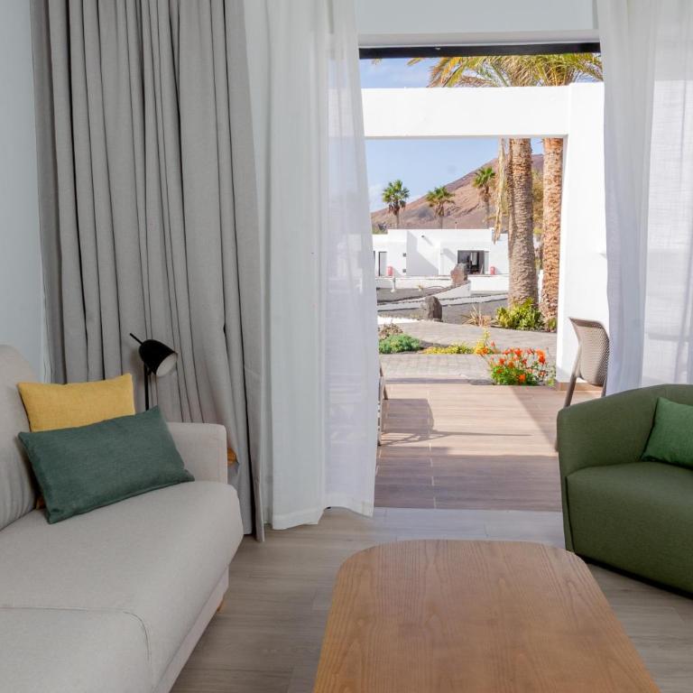 Relaxia Lanzasur Club - Aqualava Water Park - Deluxe Bungalow - 5