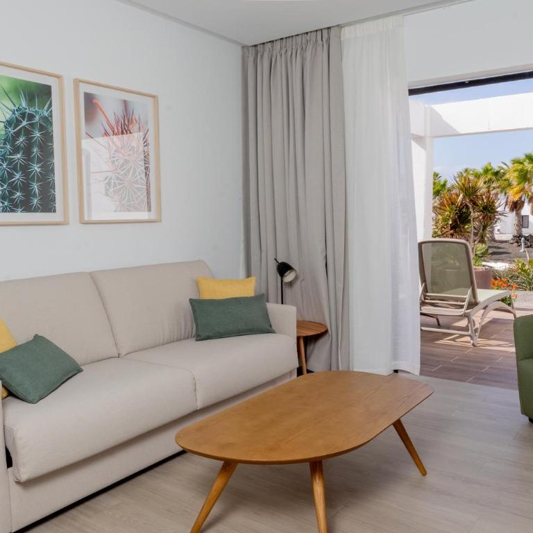 Relaxia Lanzasur Club - Aqualava Water Park - Deluxe Bungalow - 9