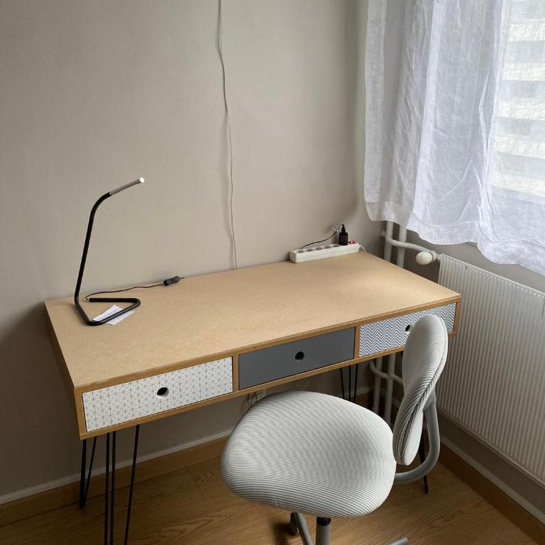 Une chambre calme dans mon appartement avec vue - Chambre Double ou Lits Jumeaux - Vue sur Jardin - 3