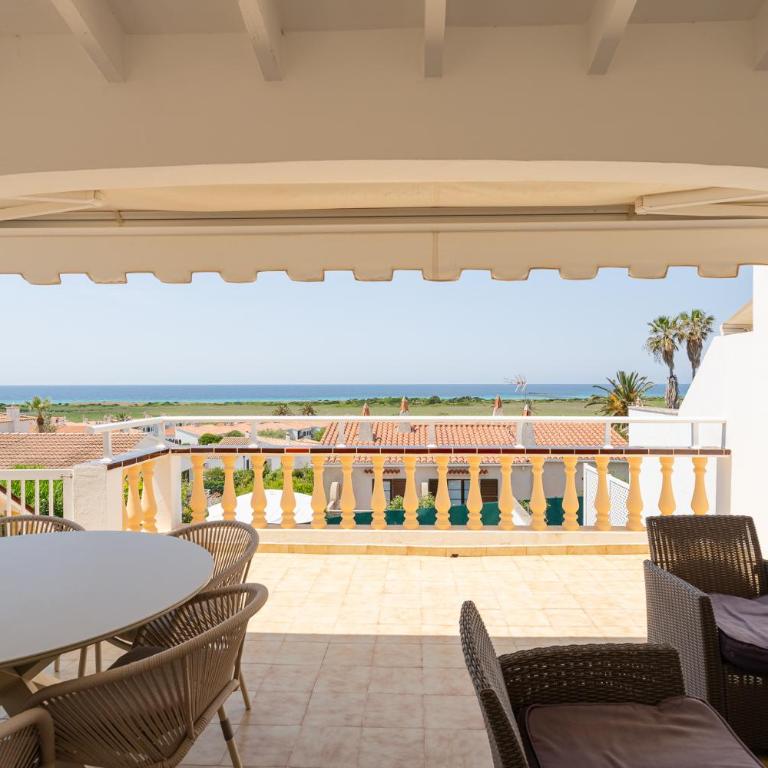 Villa Ocean Breeze - Steps away from the Beach - Villa - 10