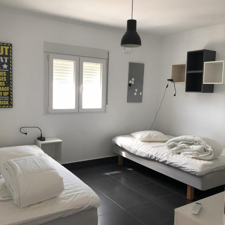 Calle de las Rosas - Villa con piscina privada - 12