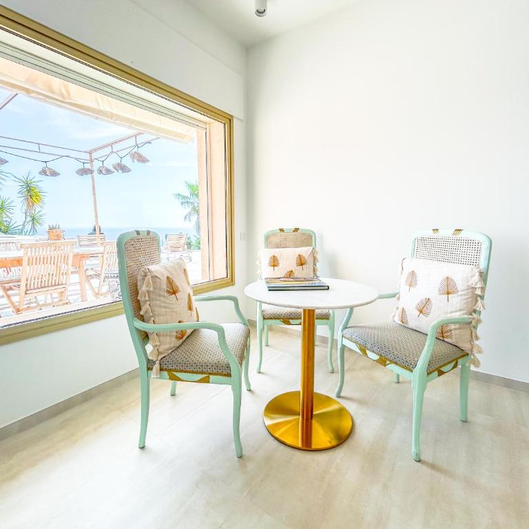 Luxueuse villa panoramique, vue imprenable sur la mer, piscine, 6 chambres à Anthéor - Villa con vistas al mar - 14