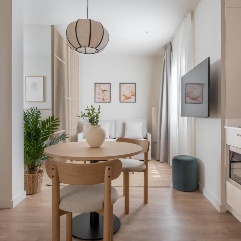 Líbere Seville Triana - Habitación Interior - 1