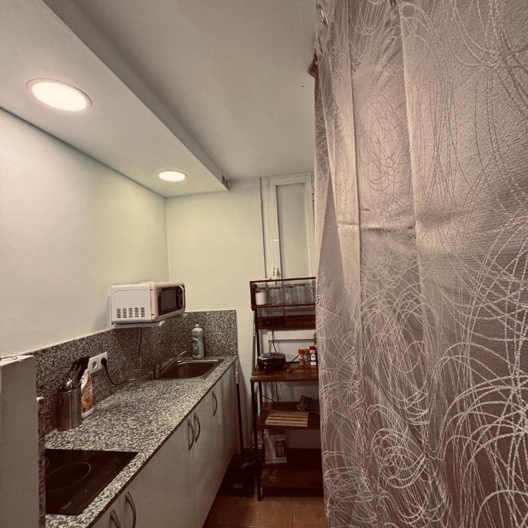 MK VALeNCIA - One-Bedroom Apartment - 12