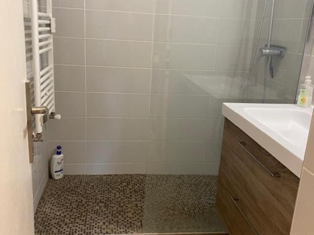 MAGNIFIQUE STUDIO PISCINE, VERDURE PROCHE MEr - One-Bedroom Apartment - 13
