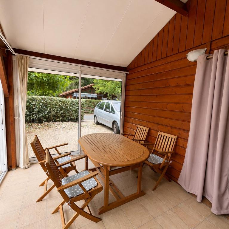 Maison 4 personnes Village Khelus - Maison 2 Chambres - 17